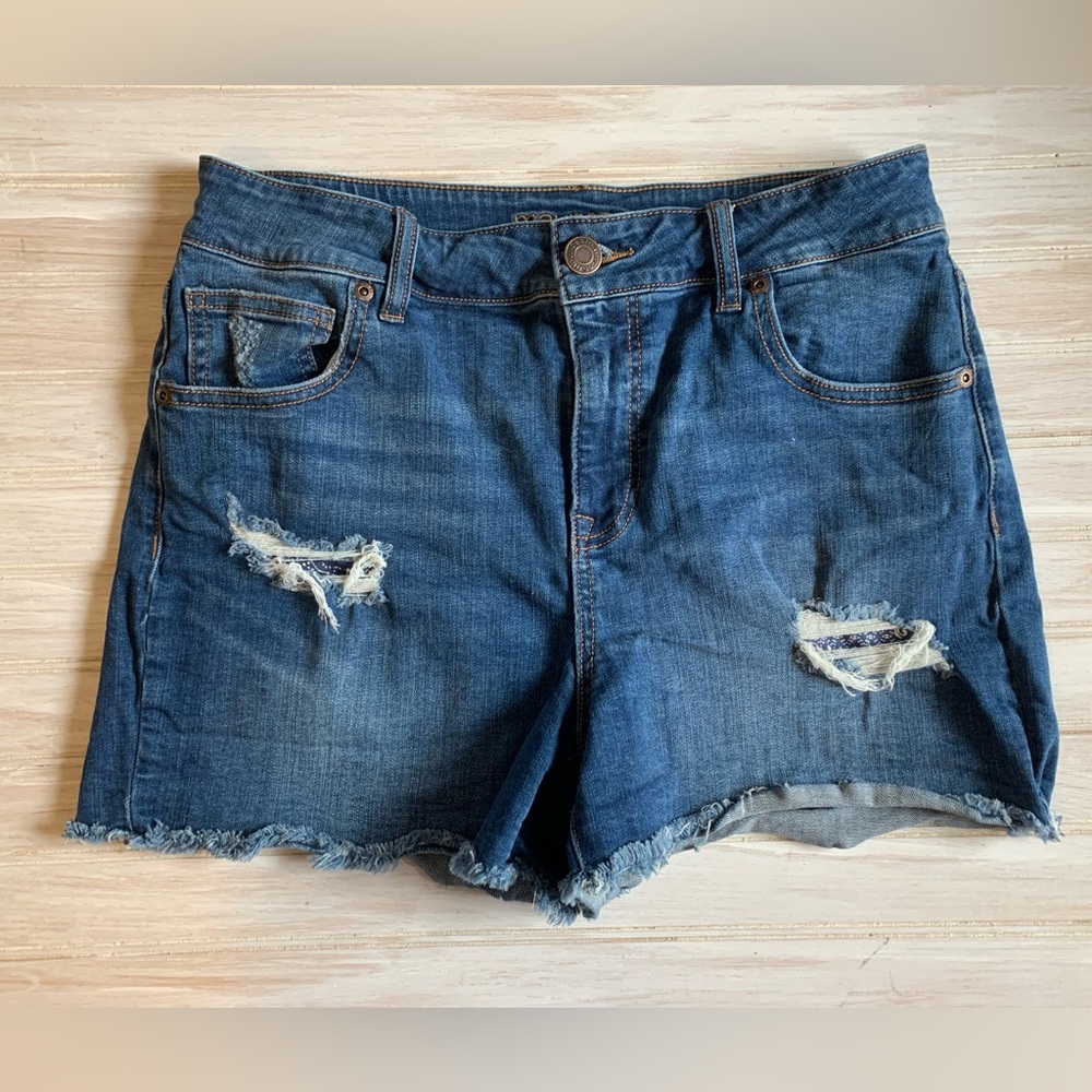 Maurices High-Rise Denim Jean Shorts Size 10